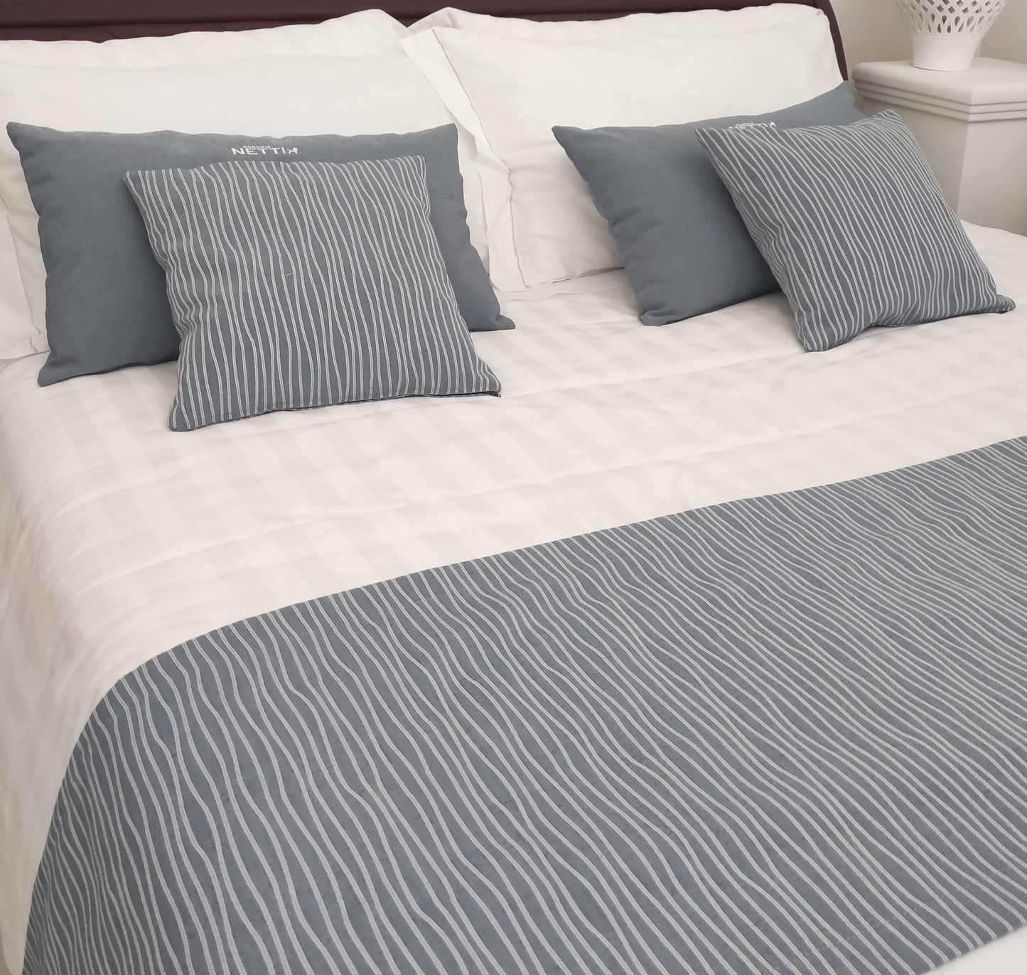 MUEBLES IGNÍFUGOS ESTOLA ONDAS