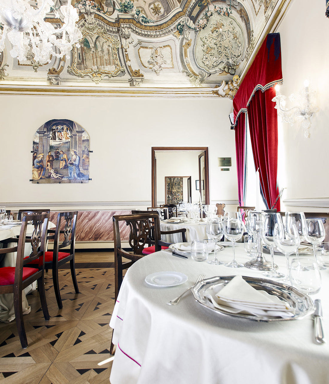 Feste che si gustano con gli occhi: l’arte di una tavola perfetta