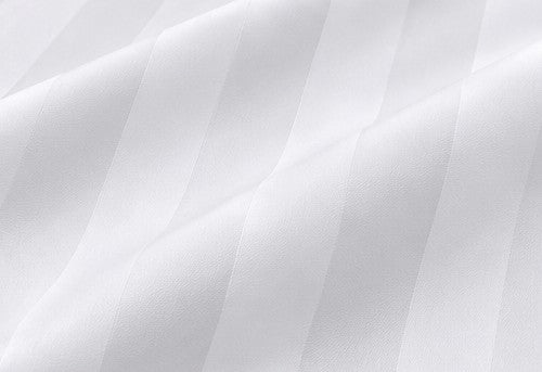LINEA RIGHE, DUVET COVER AND PILLOWCASES IN 3cm SATIN
